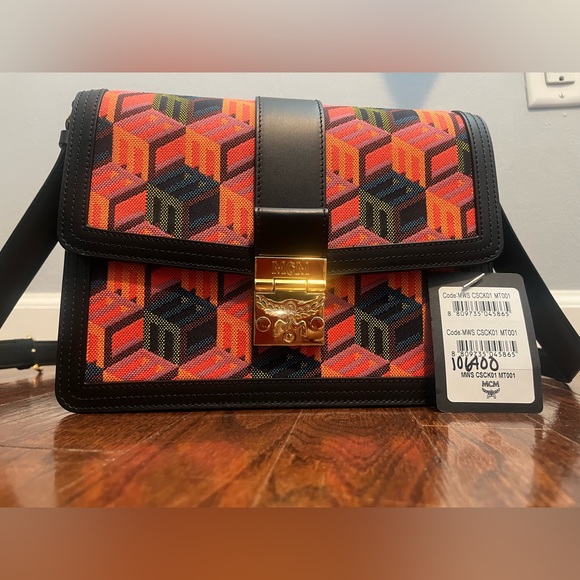 MCM Handbags - Retails $1400 - MCM Tracy Crossbody bag